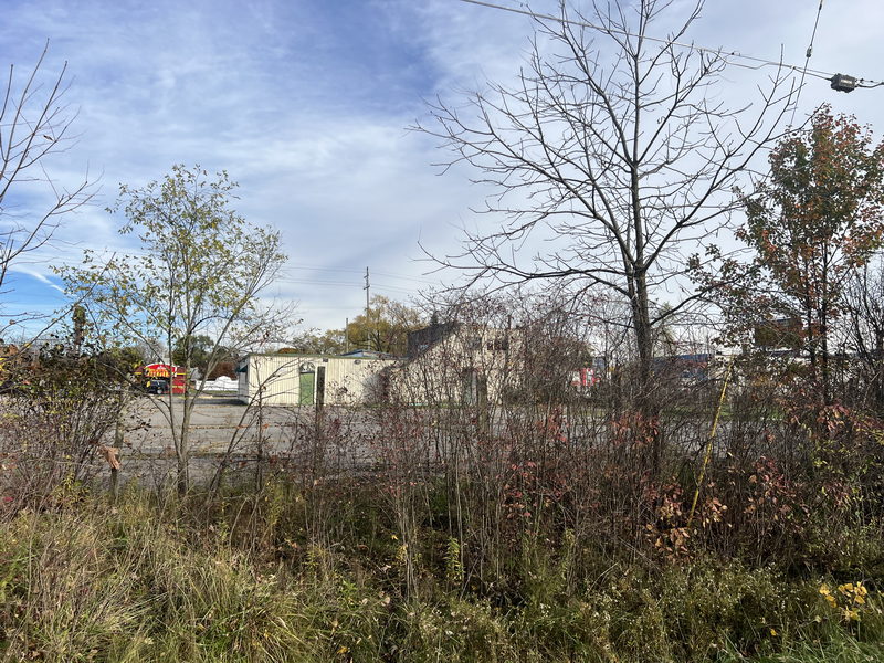 Farm Motel - Oct 29 2023 (newer photo)